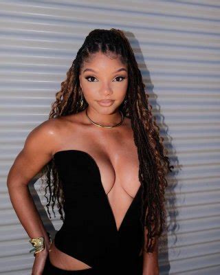 Halle Bailey Nude Porn Pictures XXX Photos Sex Images 4067994 Page 2