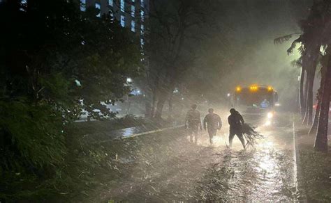 Canc N Recibe A Helene Con Torrenciales Lluvias Y Fuertes Vientos