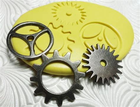 Steampunk Gears Trio Flexible Silicone Mold For Fondant Fimo Polymer Clay Pmc Resin