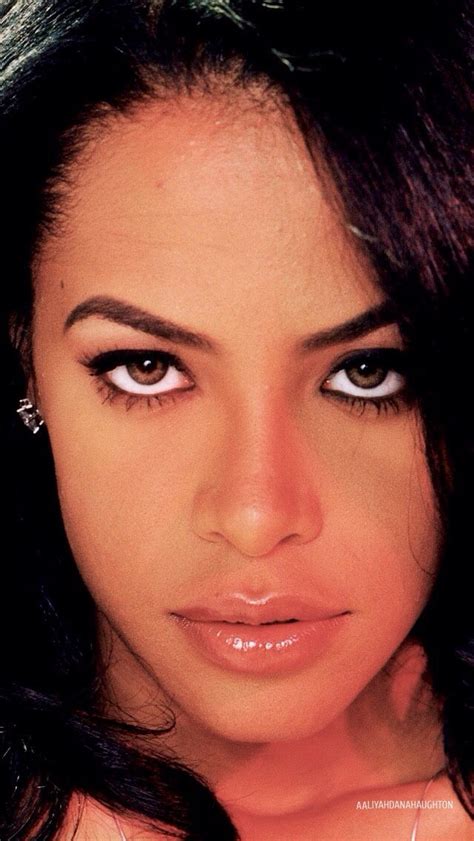 Weheartaaliyah With Images Aaliyah Style Aaliyah Aaliyah Haughton