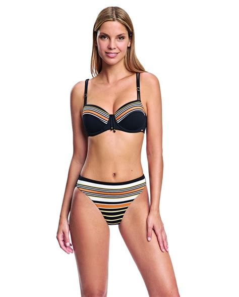 Top Bikini Balconet Con Copa Y Aro Bavaro Bikini Bikini