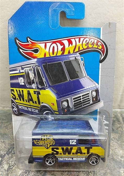 Secret T Hunt SWAT COMBAT MEDIC Hot Wheels HW City Series Hobbies Toys Toys Games