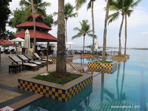 Pool Umbrellas Taj Malabar Hotel Cochin Kerala India Flickr