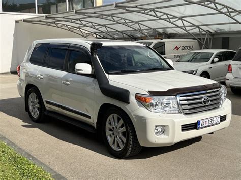 Toyota Land Cruiser V8 4 5 D 4D 2013 God