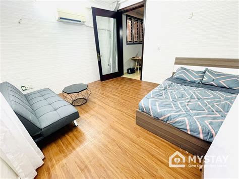 Ground floor serviced apartment near Hoang Van Thu park