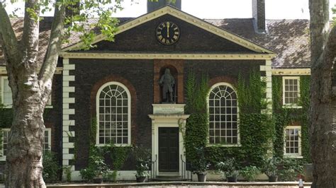 Robert Geffrye Government Forces Museum To Keep Statue Of Slave Owning