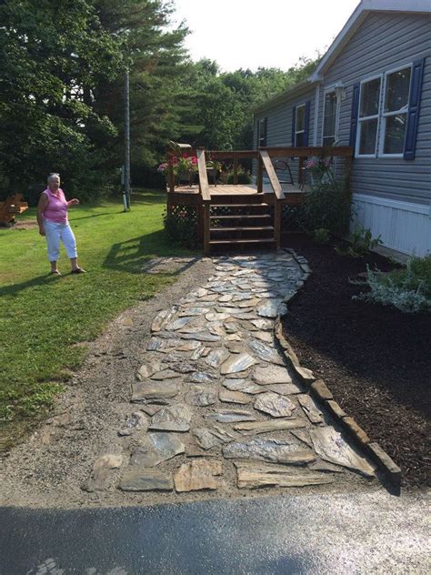 Natural Stone Walkway | Harbor Shore Landscaping