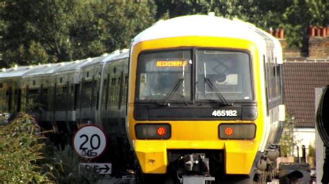 Trains At Elephant Castle Youtube