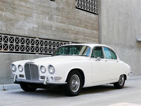 1967 Jaguar 420 Vintage Car Collector