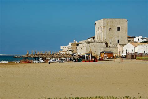 Beach At Pozzallo Pozzallo Beach In Southern Sicily Stevesheriw