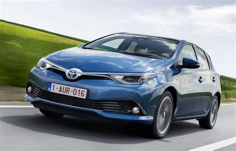 Toyota Auris Hatchback Reviews Technical Data Prices