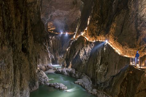 Kleinode Im Karst Unterwegs In Sloweniens Stimmungsvollsten Gebieten