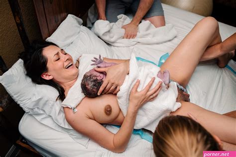 Naked Birth Vagina Delivery Pic Sexy Photos