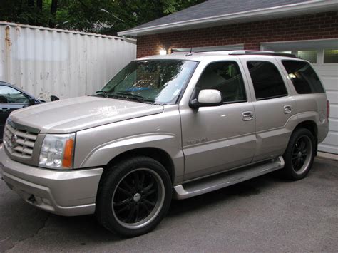 2002 Cadillac Escalade Information And Photos Momentcar