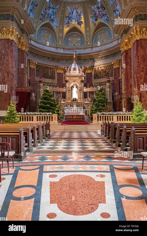 Innenraum Der St Stephans Basilika Szent Istvan Bazilika Budapest