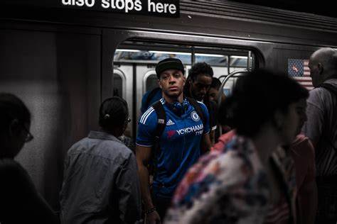 Chelsea FC Fans in New York – Fubiz Media