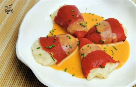 Pimientos del piquillo rellenos de bacalao receta fácil y casera