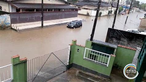 Temporal Causa Alagamentos Em Ruas E Avenidas De Ubatuba SP Vale Do