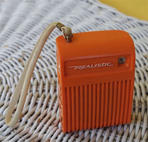 Vintage 1960s Orange Radio Shack Realistic Am Transistor Radio Etsy