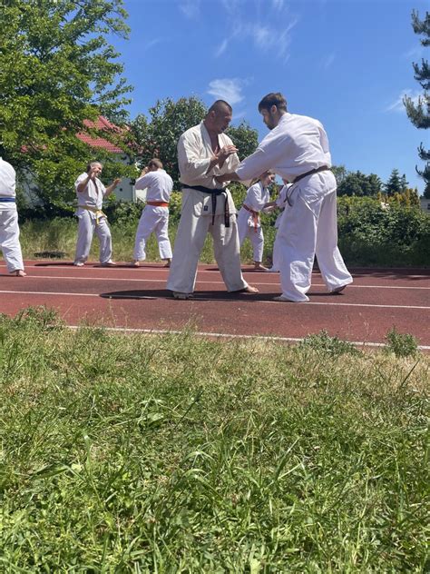 Galeria MAE KEAGE KYOKUSHIN TEAM