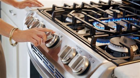 Kitchen Stoves And Ovens
