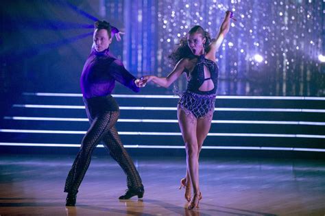 Johnny Weir cha-chas to respectable score in 'Dancing With the Stars' debut | Life & Culture ...