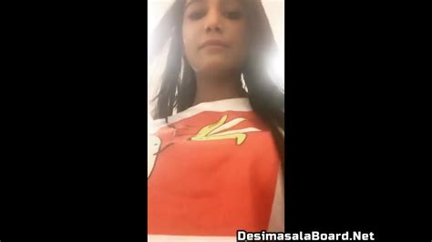 Poonam Pandey Nip Slip Live