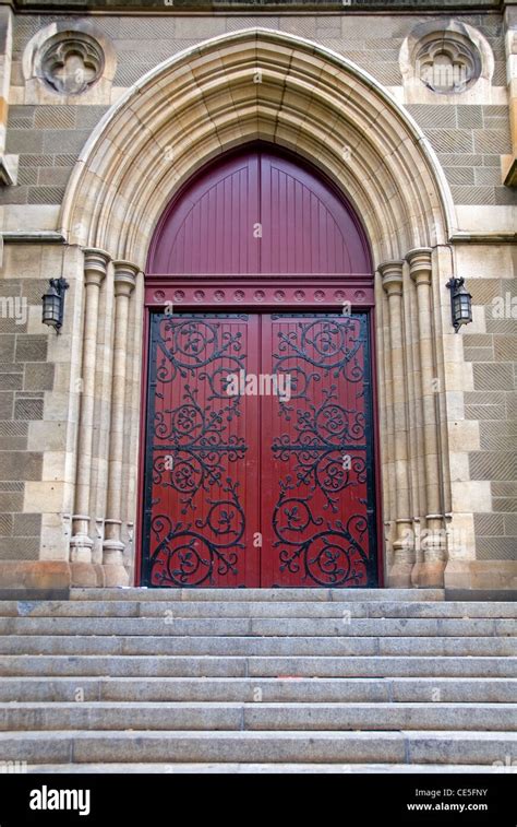 St Pauls Cathedral Main Door Hi Res Stock Photography And Images Alamy