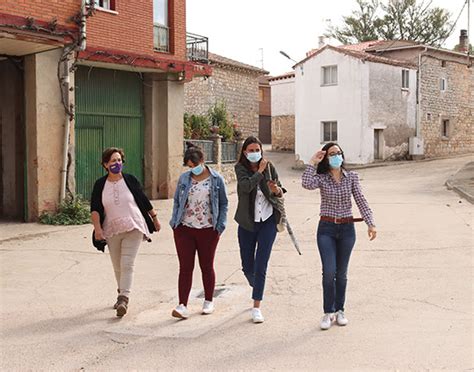 Fademur Celebra El Reconocimiento De La Sociedad A Las Mujeres Rurales