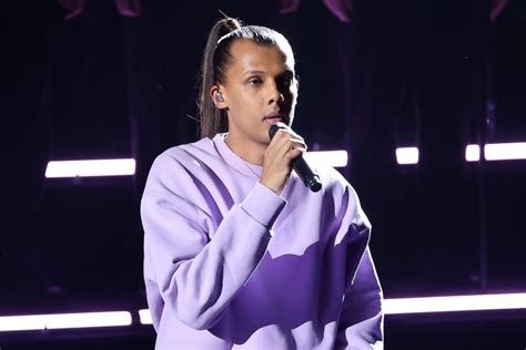 Stromae Annule Ses Concerts Jusqu Fin Mai