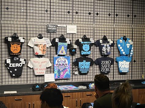 Merch at Vegas show today : r/SmashingPumpkins