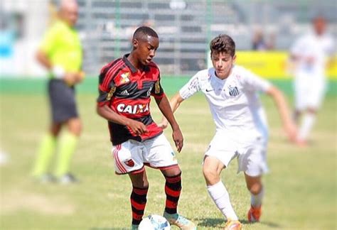 Flamengo tem três convocados para Seleção sub 15 Flamengo Notícias