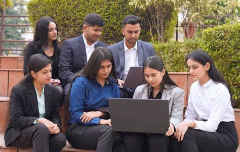 7 Best Career Options After Mba In India Chitkara University