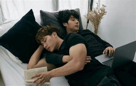 Pin By Gxxdrm On Maxtul Couple Poses Reference Gay Relationship Cute Gay Couples