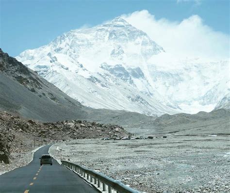 Paved Road To Everest Base Camp In China Courtsey Of Advetnure Paks