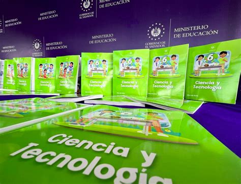 MINED entregó libros de texto y cuadernos de trabajo de Ciencia y