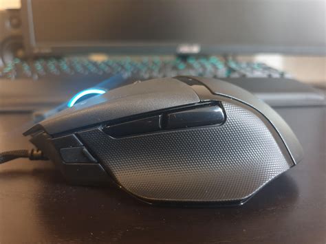 Razer Basilisk V2 Review - Pro Gamer Reviews