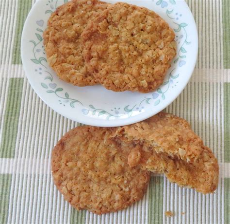 Thin And Crispy Oatmeal Cookies The English Kitchen