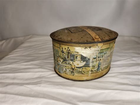 Vintage Dobbs Fifth Avenue Hats Salesman Sample Hat Box Tin Collectible