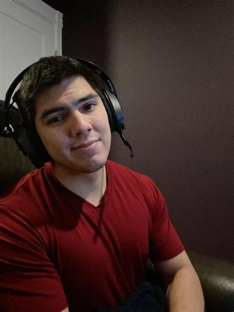 Happy Thursday Everyone Anyone Down To Play Nudes Gaymersgonemild Nude Pics Org