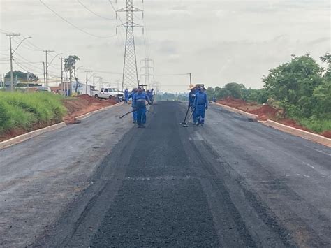 Prefeitura De Bauru Inicia Aplica O De Base De Asfalto No Trecho De