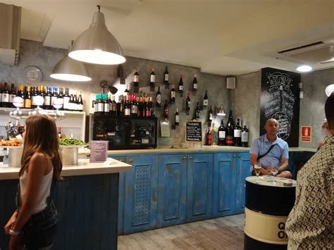 Gay Zaragoza Los Mejores Bares Y Discotecas Gay Para Quedar