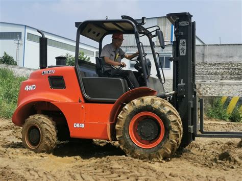 4ton All Four Wheel Drive Off Road Diesel Forklifts With Cummins Engine And 4 6m Mast China