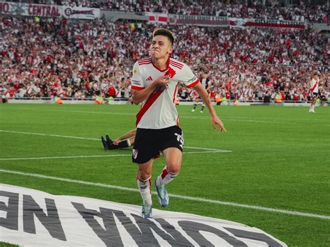 El campeón de la Supercopa goleó a Gimnasia en el Monumental