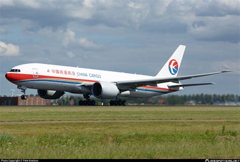 B 2077 China Cargo Airlines Boeing 777 F6N Photo By Pete Kiselyov ID