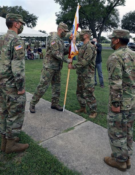 Army South Headquarters And Headquarters Battalion Welcomes New