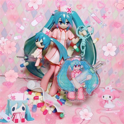 Nurse Hatsune Miku Menhera Yandere Vocaloid Pastel Kawaii Syringe Double Sided Epoxy Anime