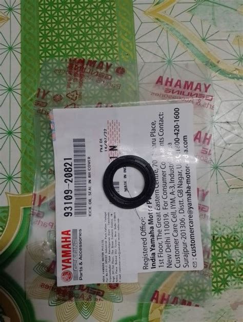 Kick Oil Seal In Rh Cover For Yamaha Ytx Yamaha