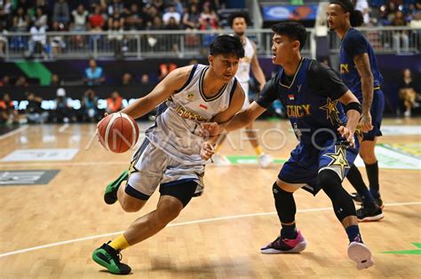 Tim Legacy Menangi IBL ALL Star 2024 ANTARA Foto