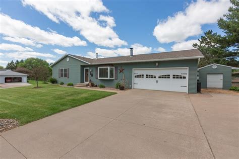 Platteville, WI Real Estate - Platteville Homes for Sale | realtor.com®